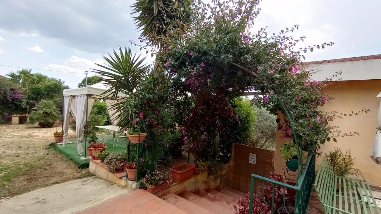 Alla Romana Villa Калтаджироне Екстериор снимка