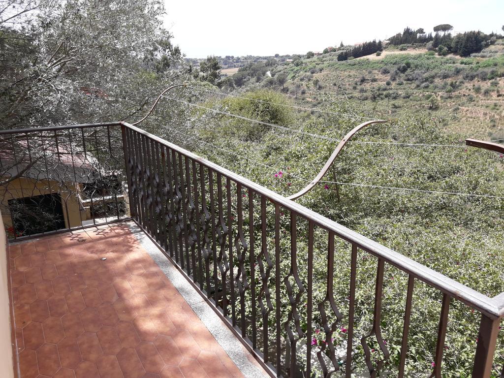 Alla Romana Villa Калтаджироне Екстериор снимка